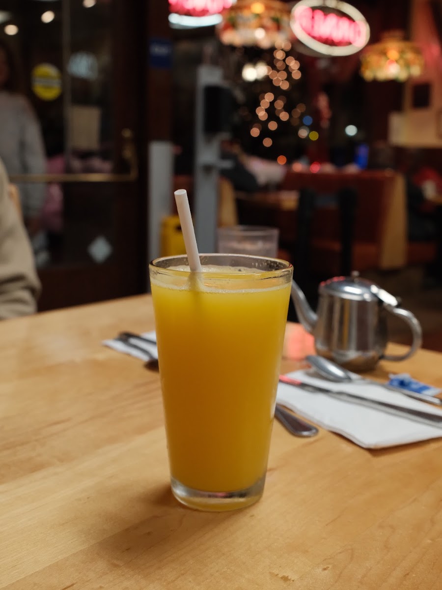 Ole's Waffle Shop Photo 7