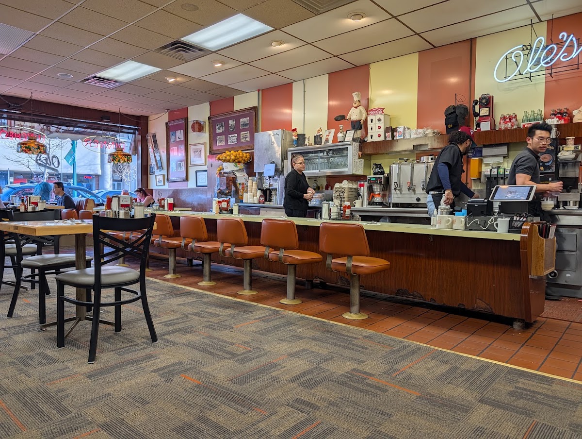 Ole's Waffle Shop Photo 4