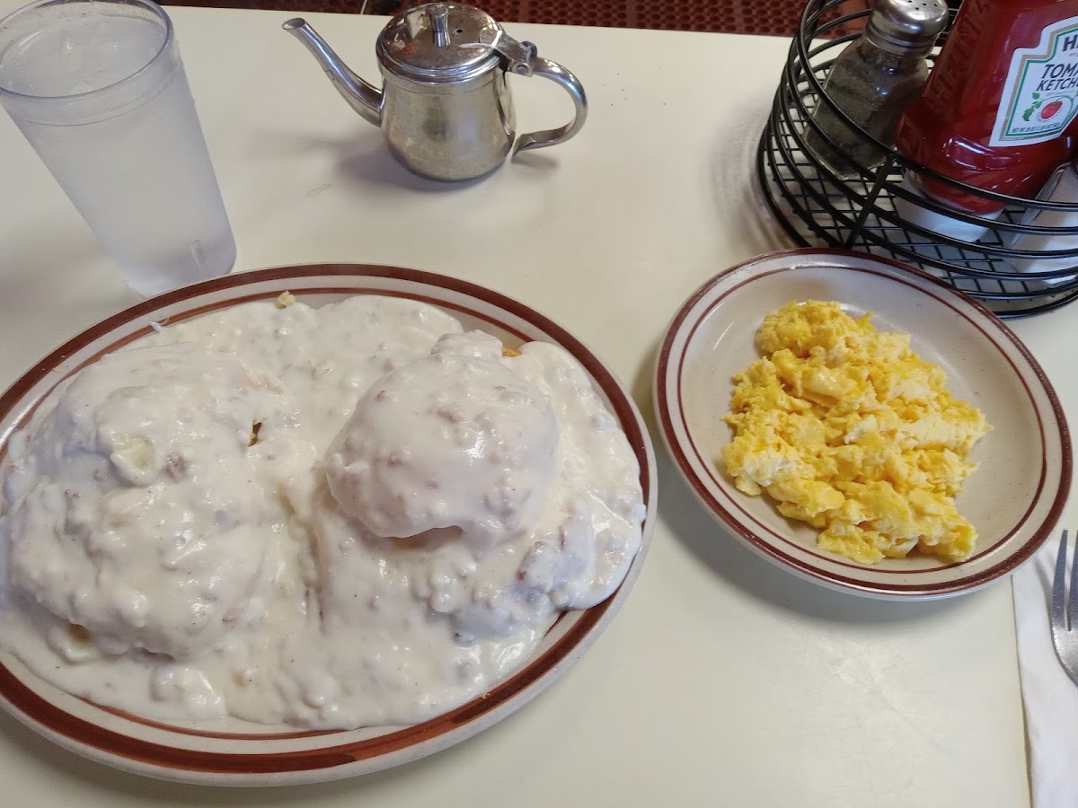 Ole's Waffle Shop Photo 5