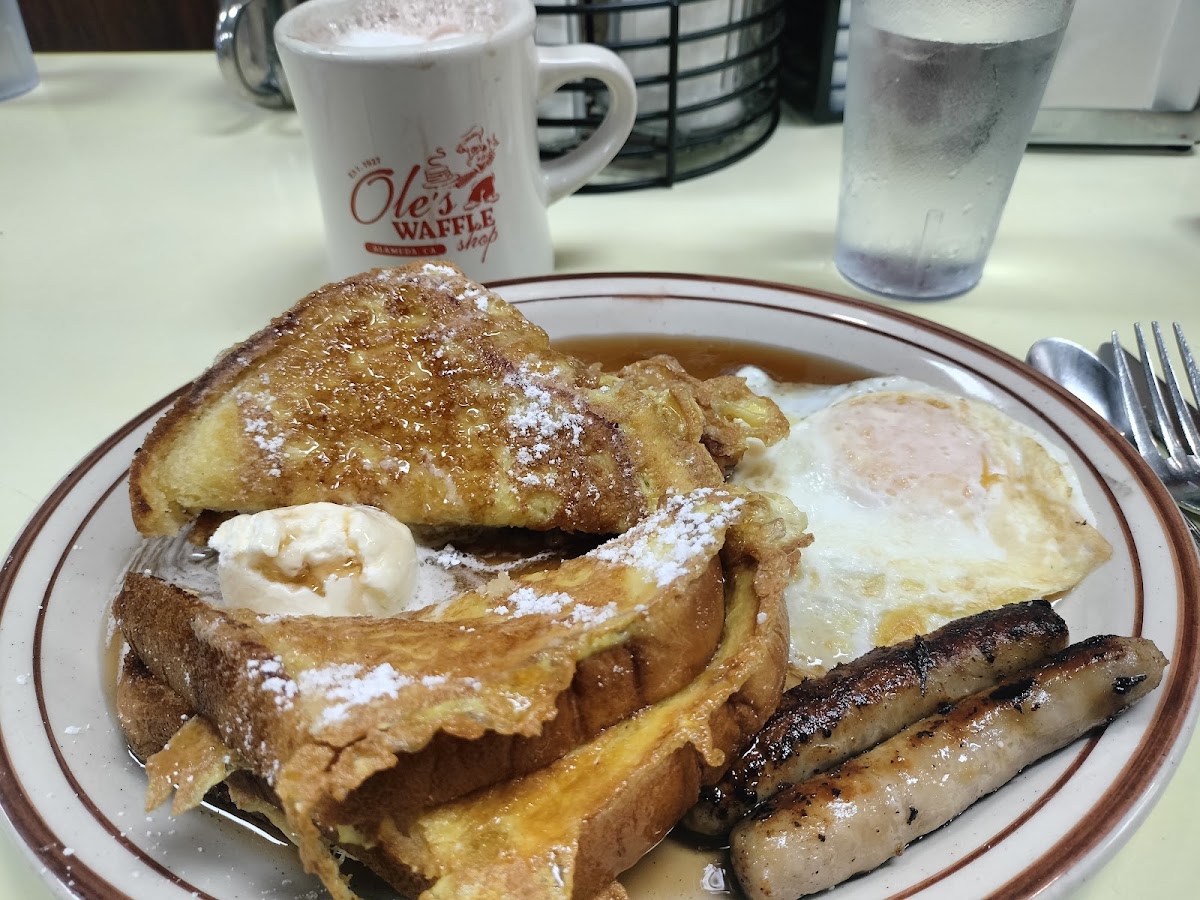 Ole's Waffle Shop Photo 6