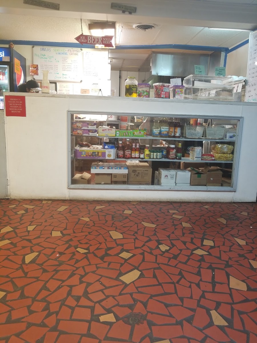 Darla's Seafood Photo 1