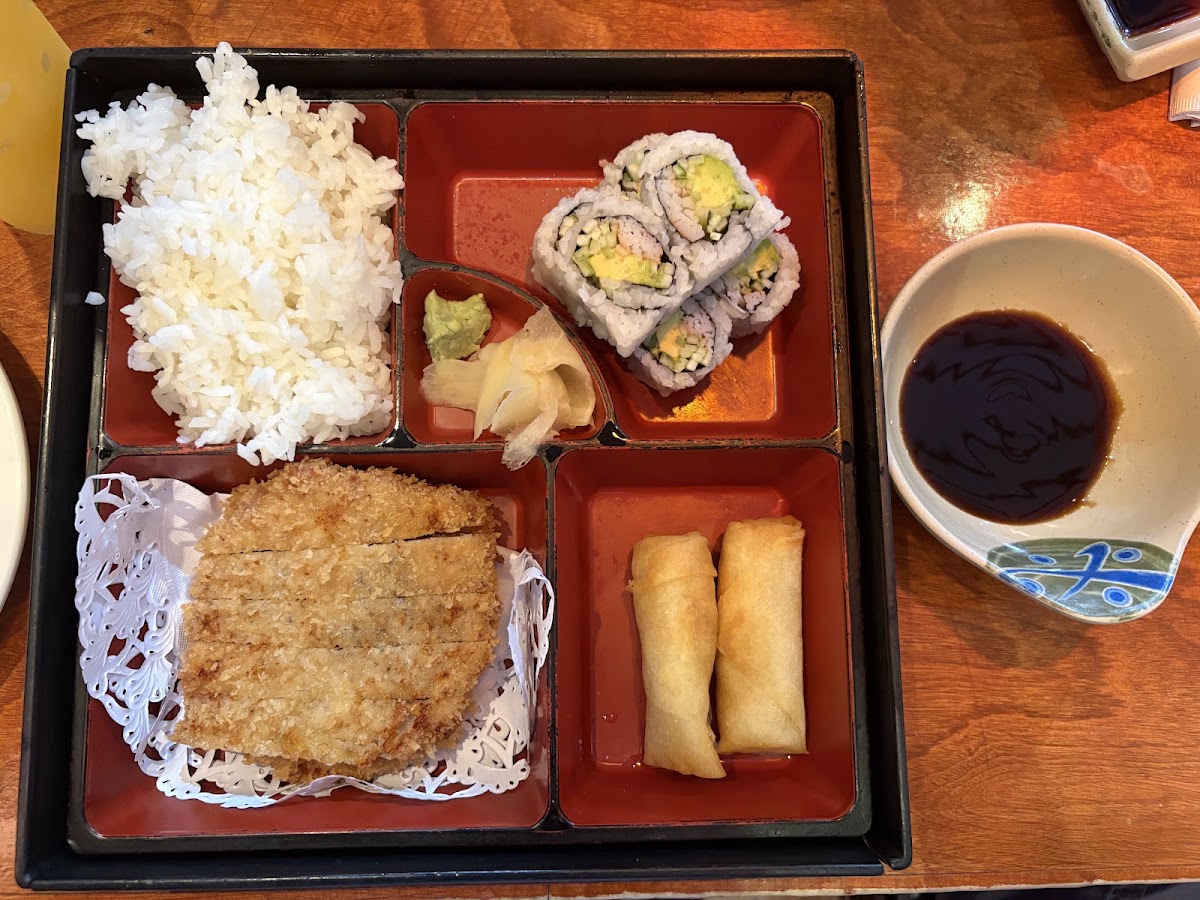 New HK Tea & Sushi Photo 3