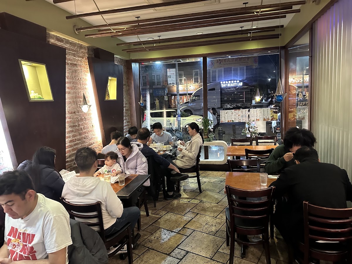 New HK Tea & Sushi Photo 4