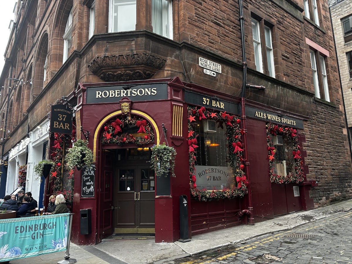 Robertsons 37 Bar