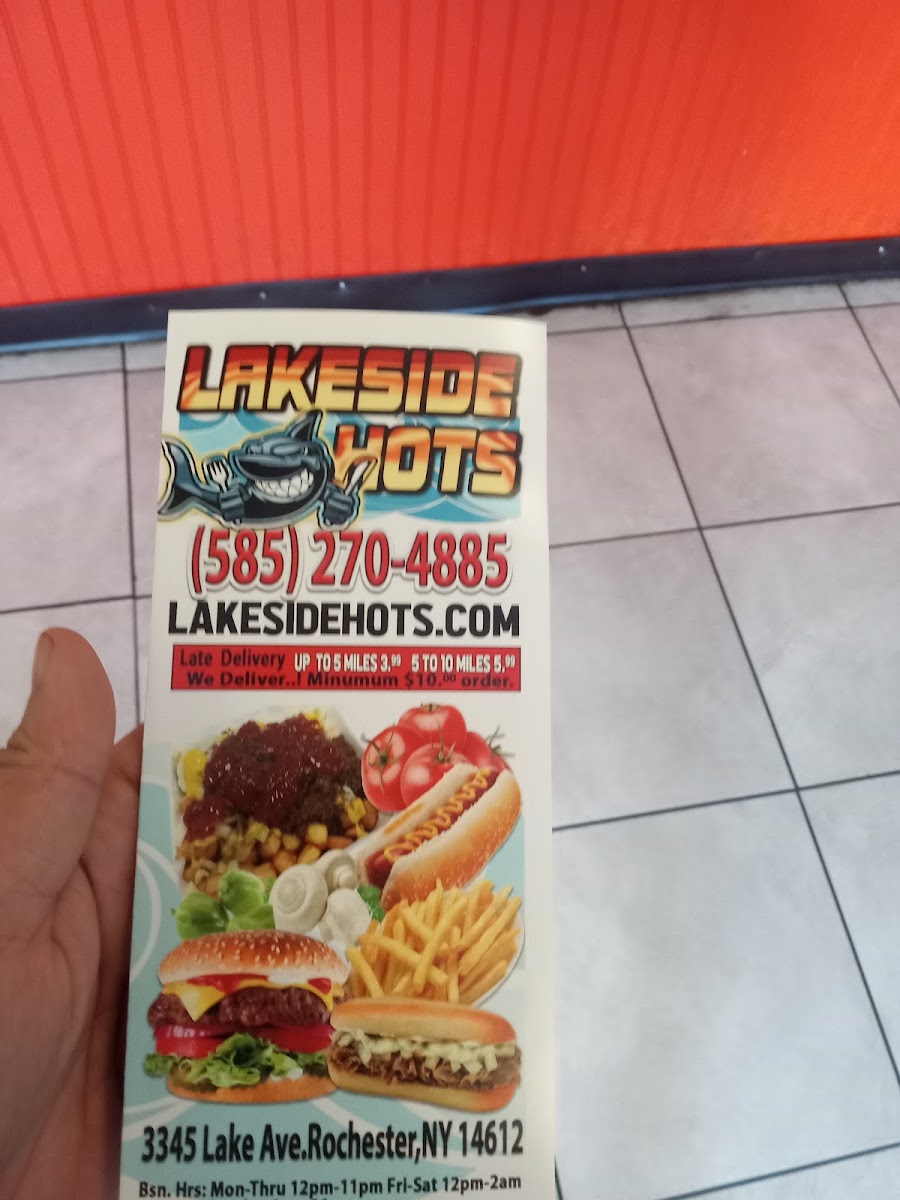 Lakeside Hots Photo 3