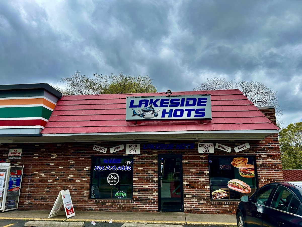 Lakeside Hots