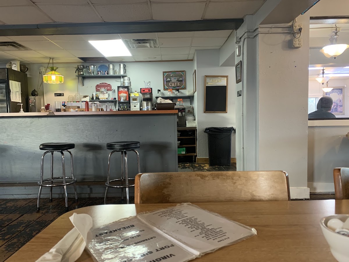 Portside Cafe Photo 4