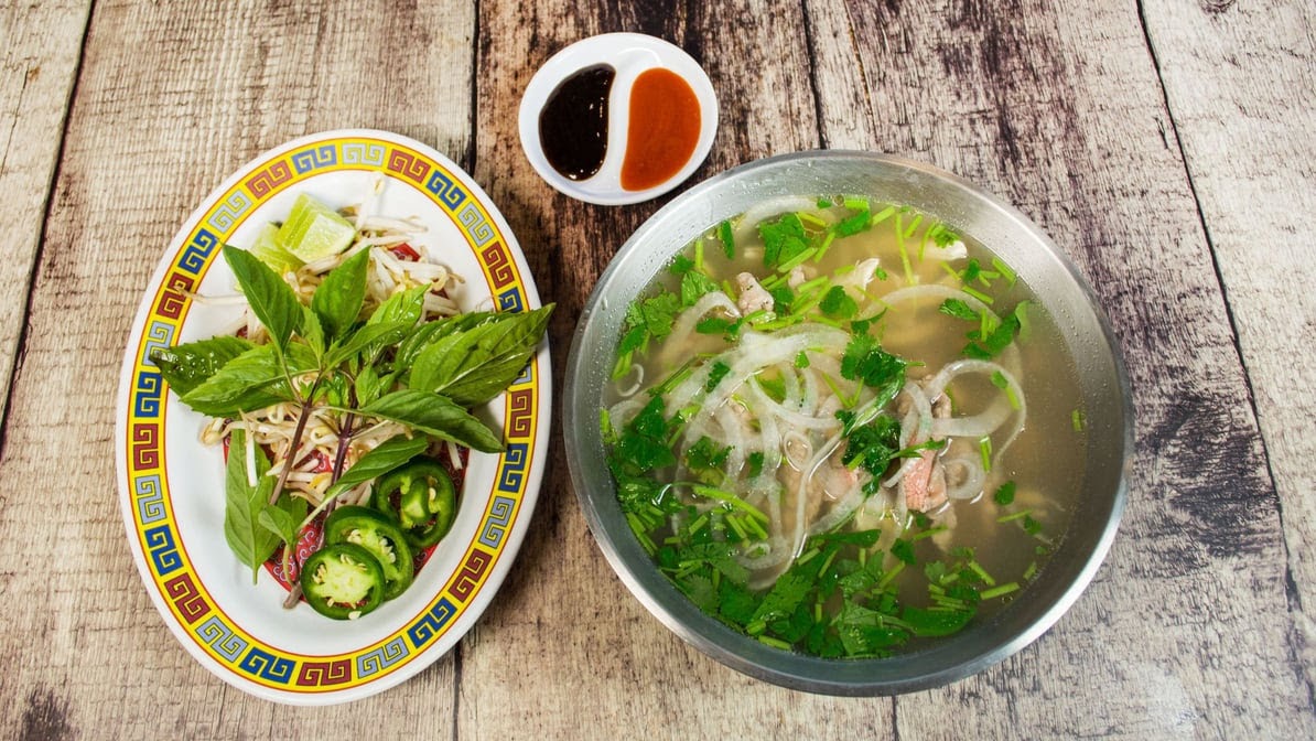 Pho Hoang Photo 3