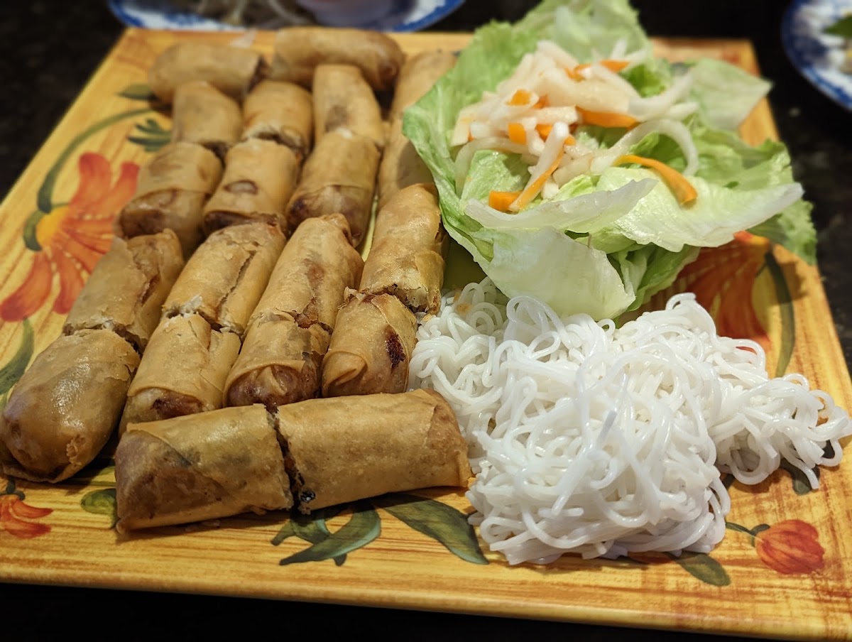 Pho Hoang Photo 3
