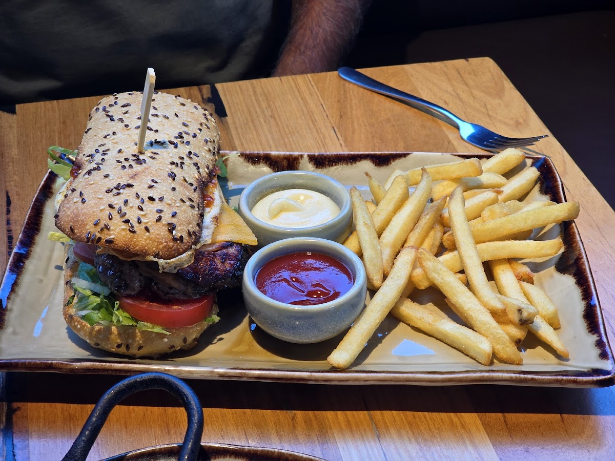 Mr Robertson Cafe Photo 3