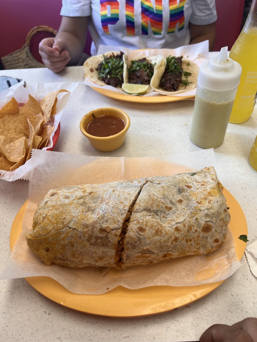 Taqueria Los Jaliscienses Photo 5