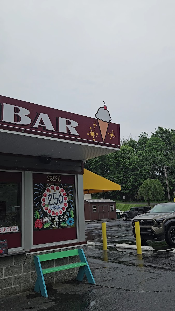 Mary Jane's Dairy Bar Photo 2