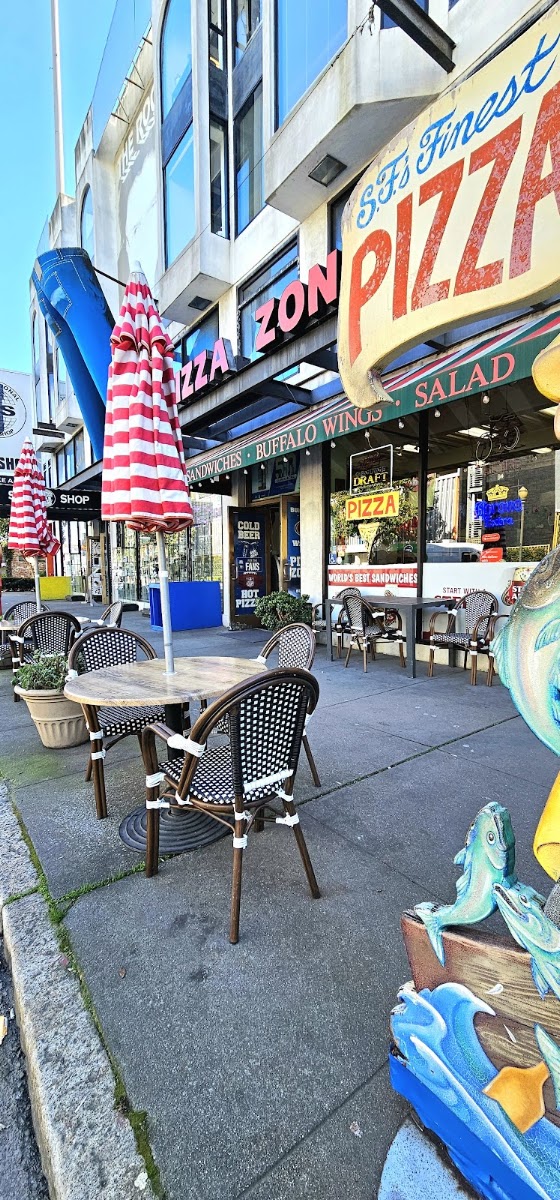 Pizza Zone Photo 4
