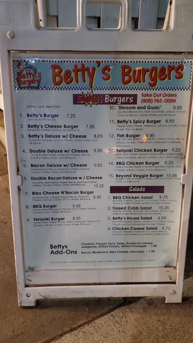 Betty's Burgers Honolulu Photo 6