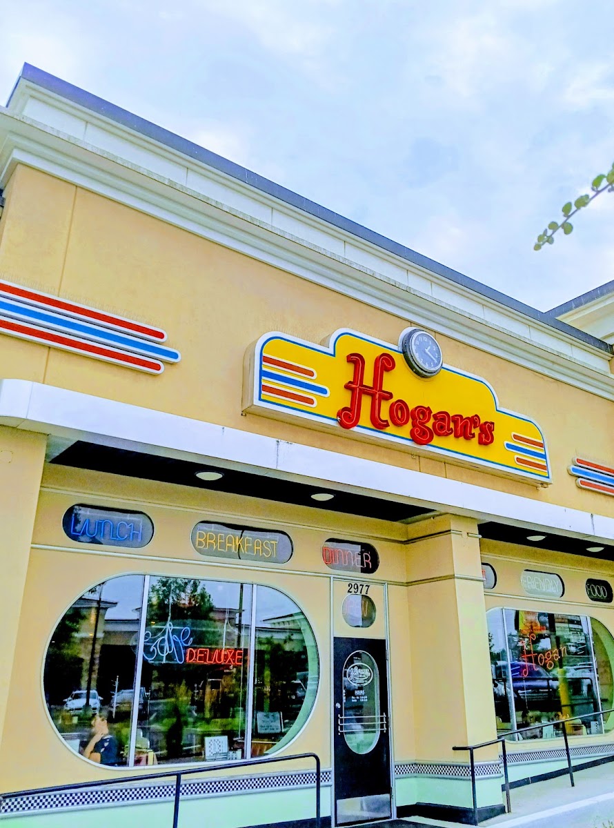 Hogan's Cafe Deluxe