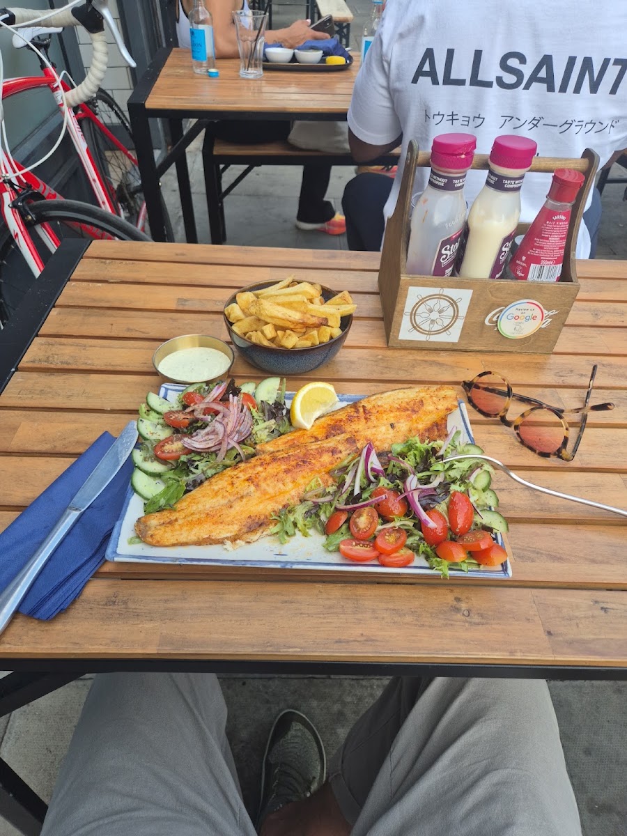Hoxton Fish House Photo 2