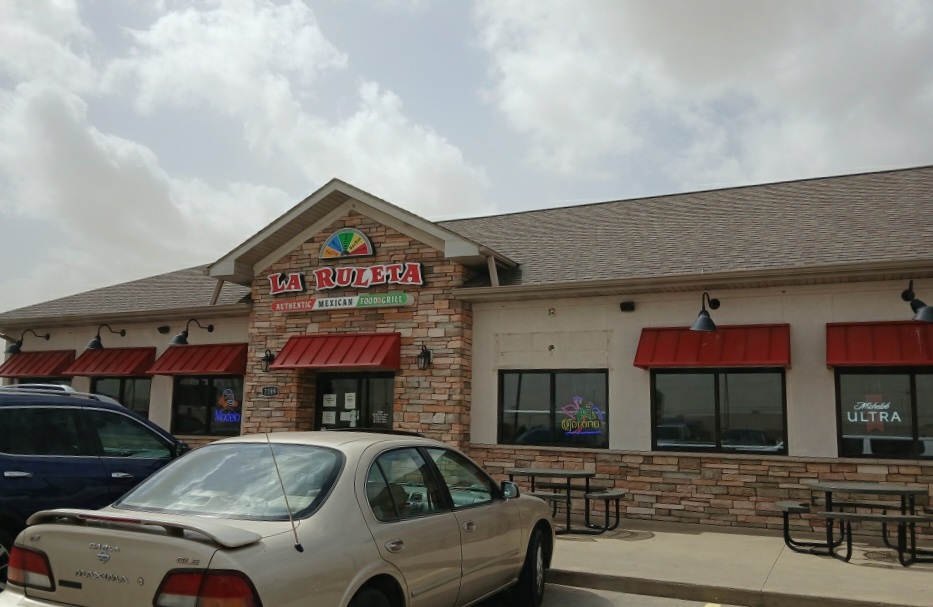 La Ruleta Mexican Restaurant Photo 1