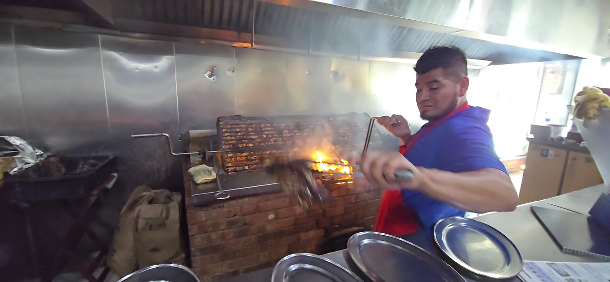 Ferry Street Barbecue Photo 2