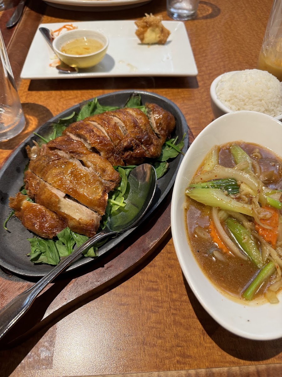 Busara Thai Cuisine Photo 5
