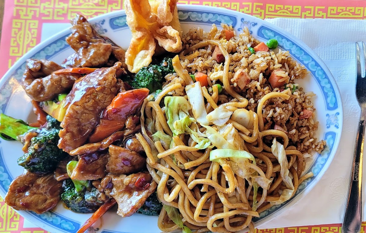 Shanghai Garden Restaurant Photo 3