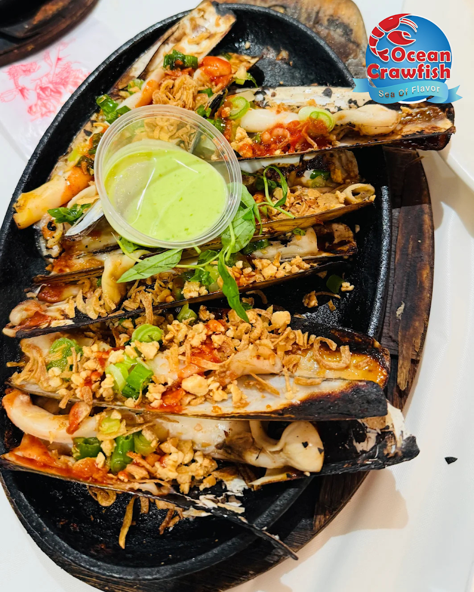 Ocean Crawfish Seafood & Grill Photo 3