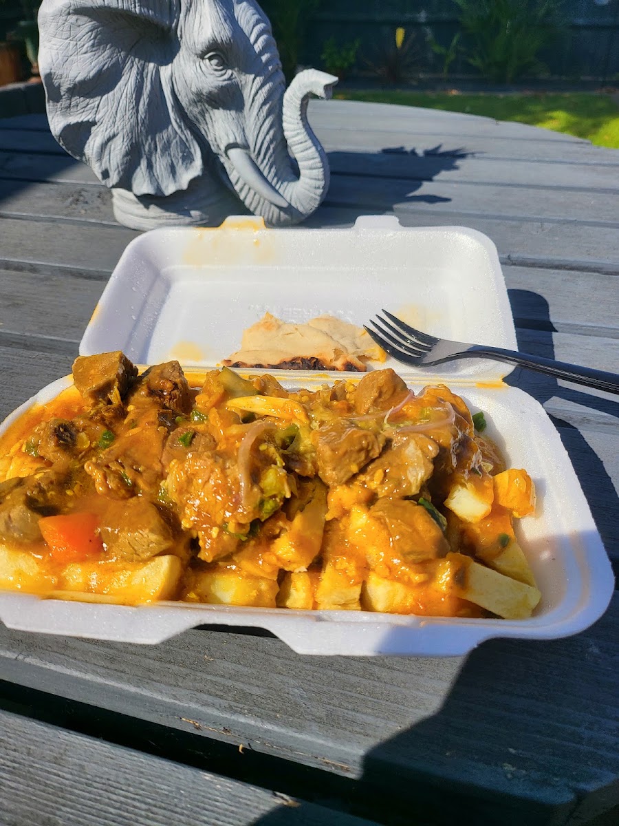 Khan's fish Bar Photo 1