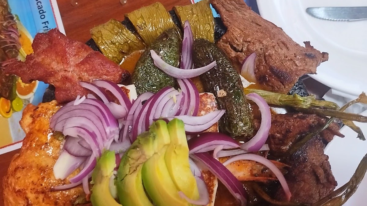 La Parrilla Guacamole Grill Photo 2