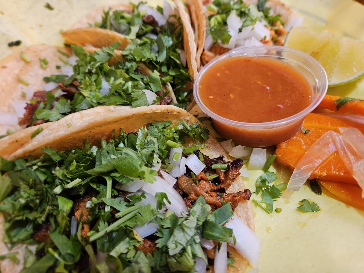 La Parrilla Guacamole Grill Photo 3