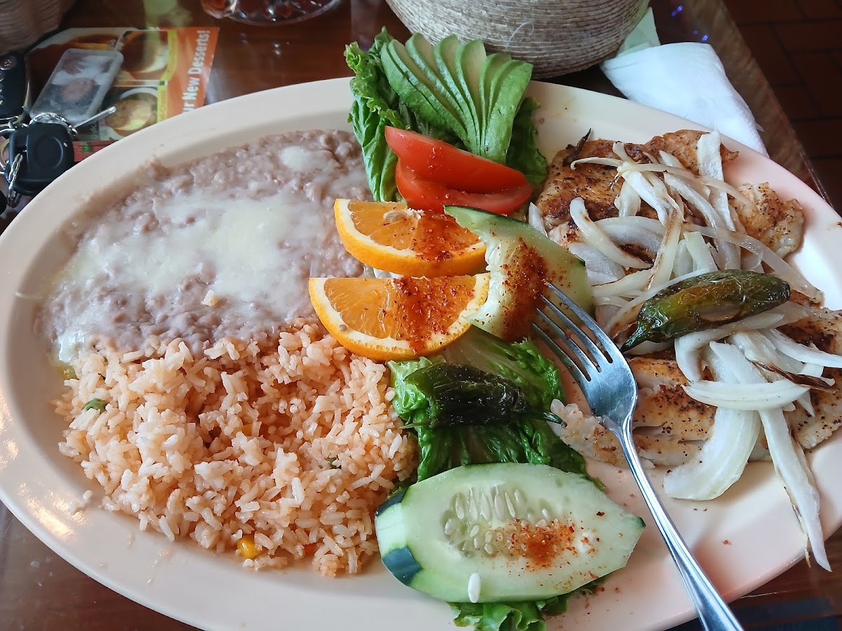 La Parrilla Guacamole Grill Photo 1
