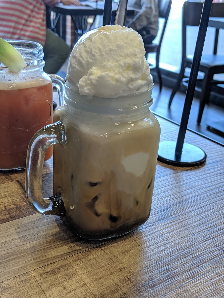 Zeea's Eatery Photo 7