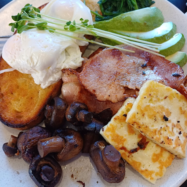 Big Breakfast