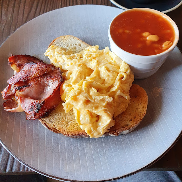 Scrambled Eggs Bacon and Beans