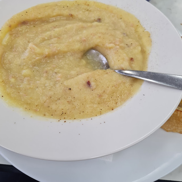 Cauliflower and Bacon Soup