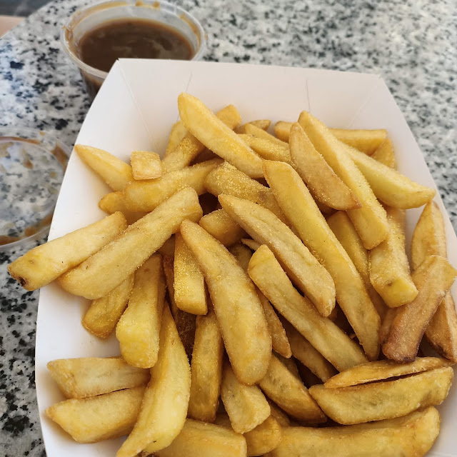 Chips & Gravy