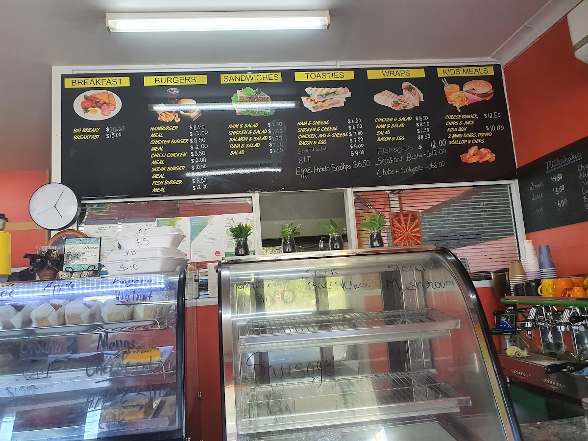 Goomeri Cafe & Restaurant Photo 7