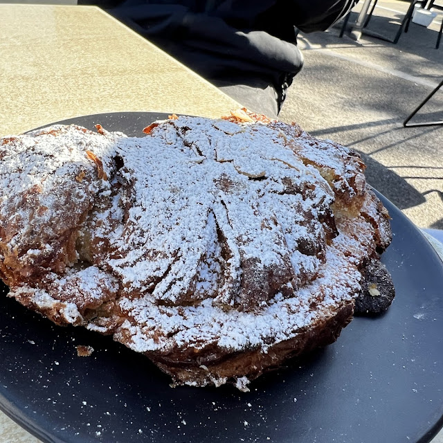 Almond Croissant