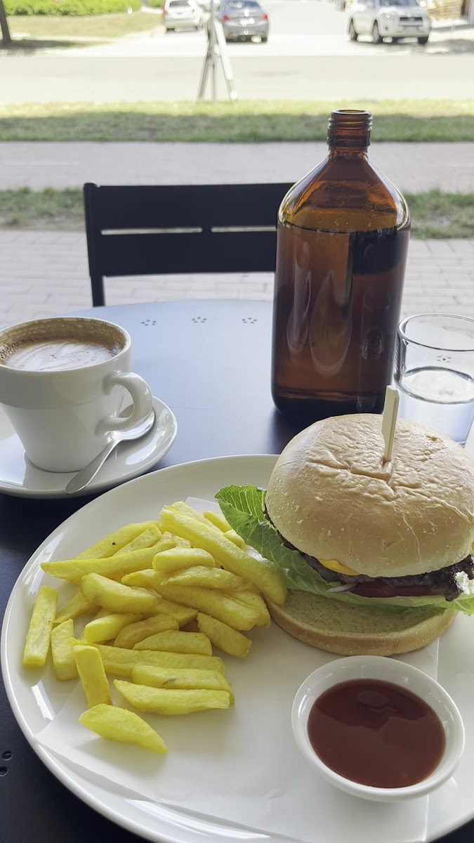 Cafe Beetroot Photo 2