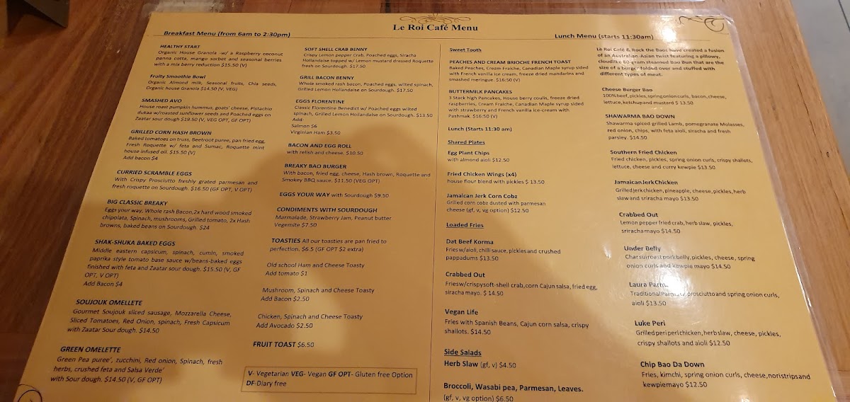 Le Roi Cafe Photo 9