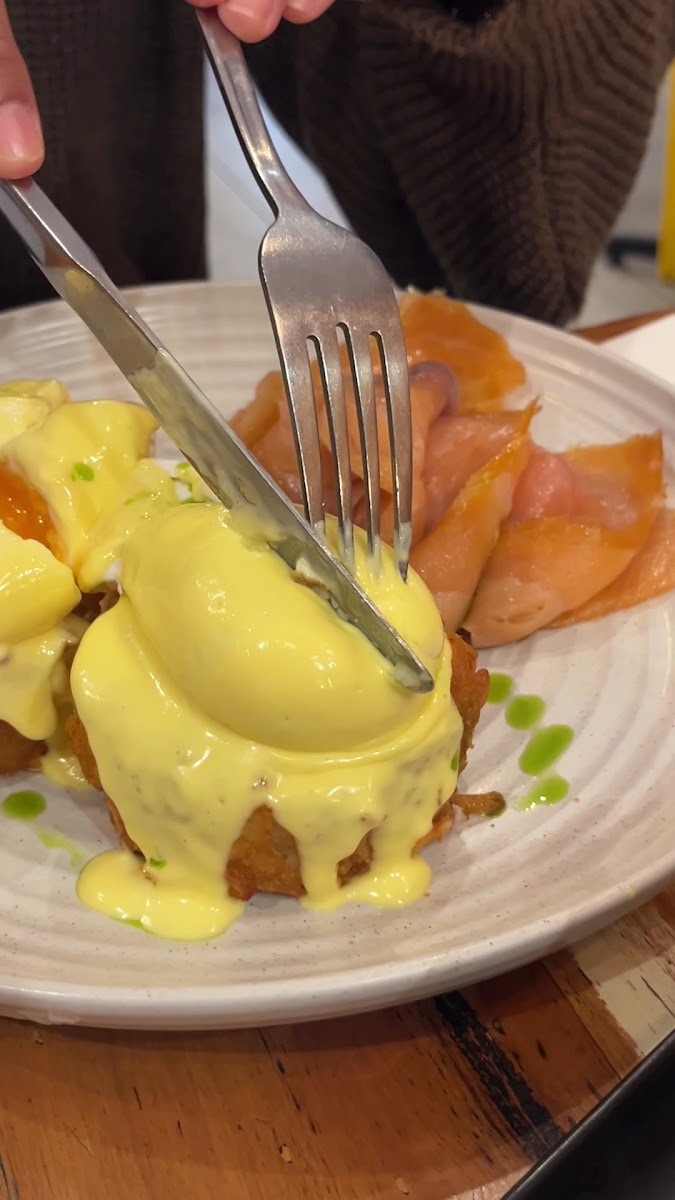 Le Roi Cafe Photo 2