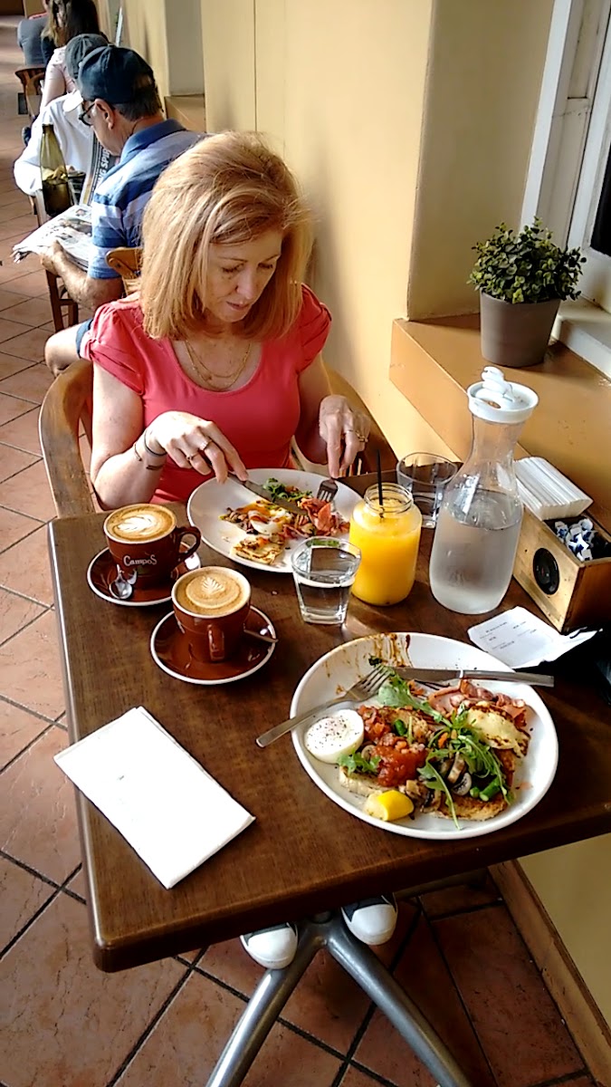 GPO Bar & Cafe Photo 2