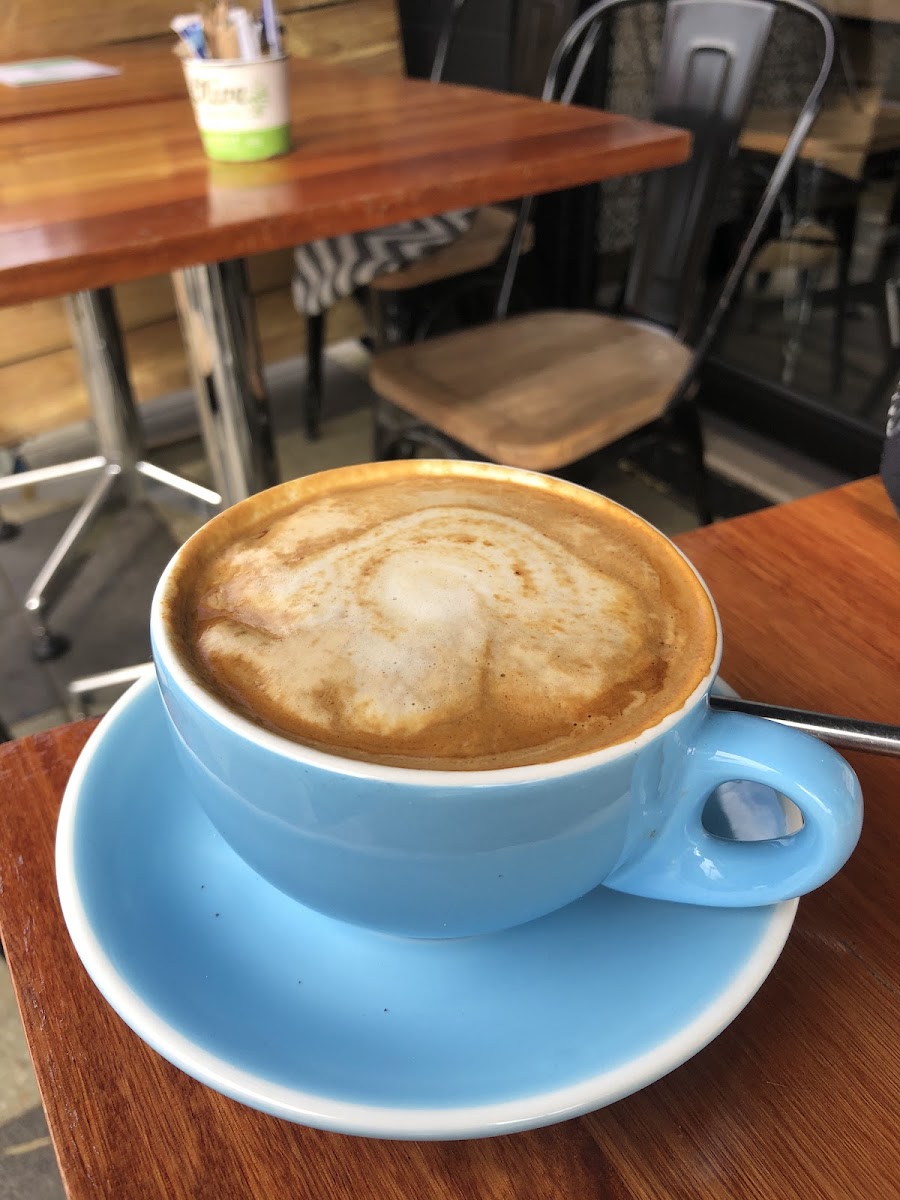 Kizmet Cafe Photo 4