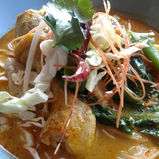 Chicken and Prawn Laksa