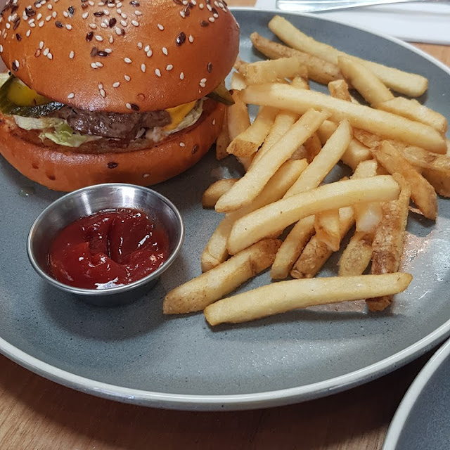 Southern Fried Chicken Burger