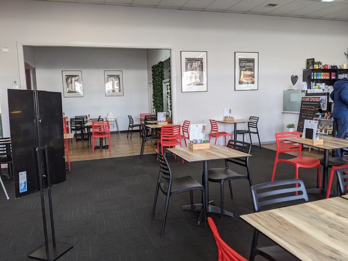Cafe Ruze Photo 1