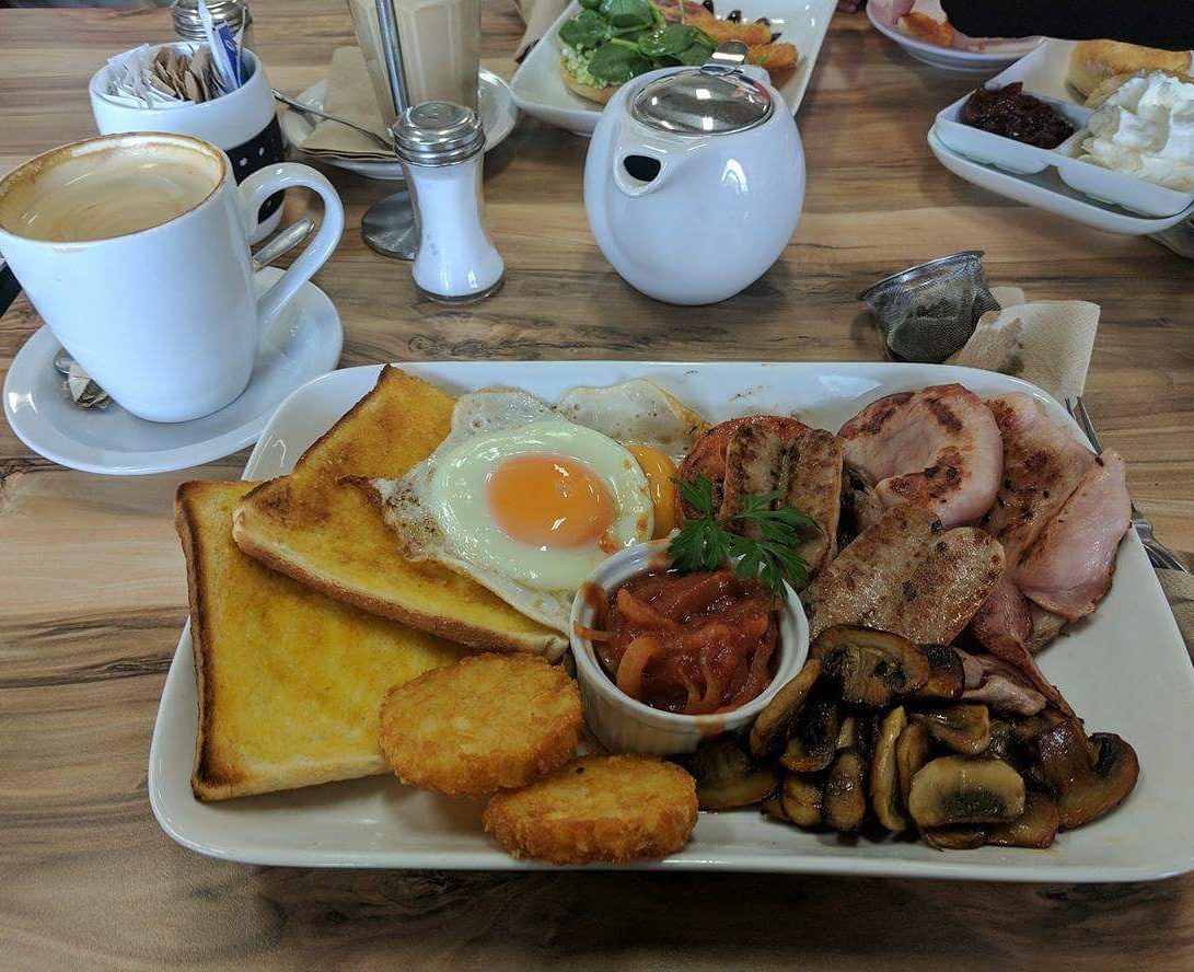 Cafe Ruze Photo 2