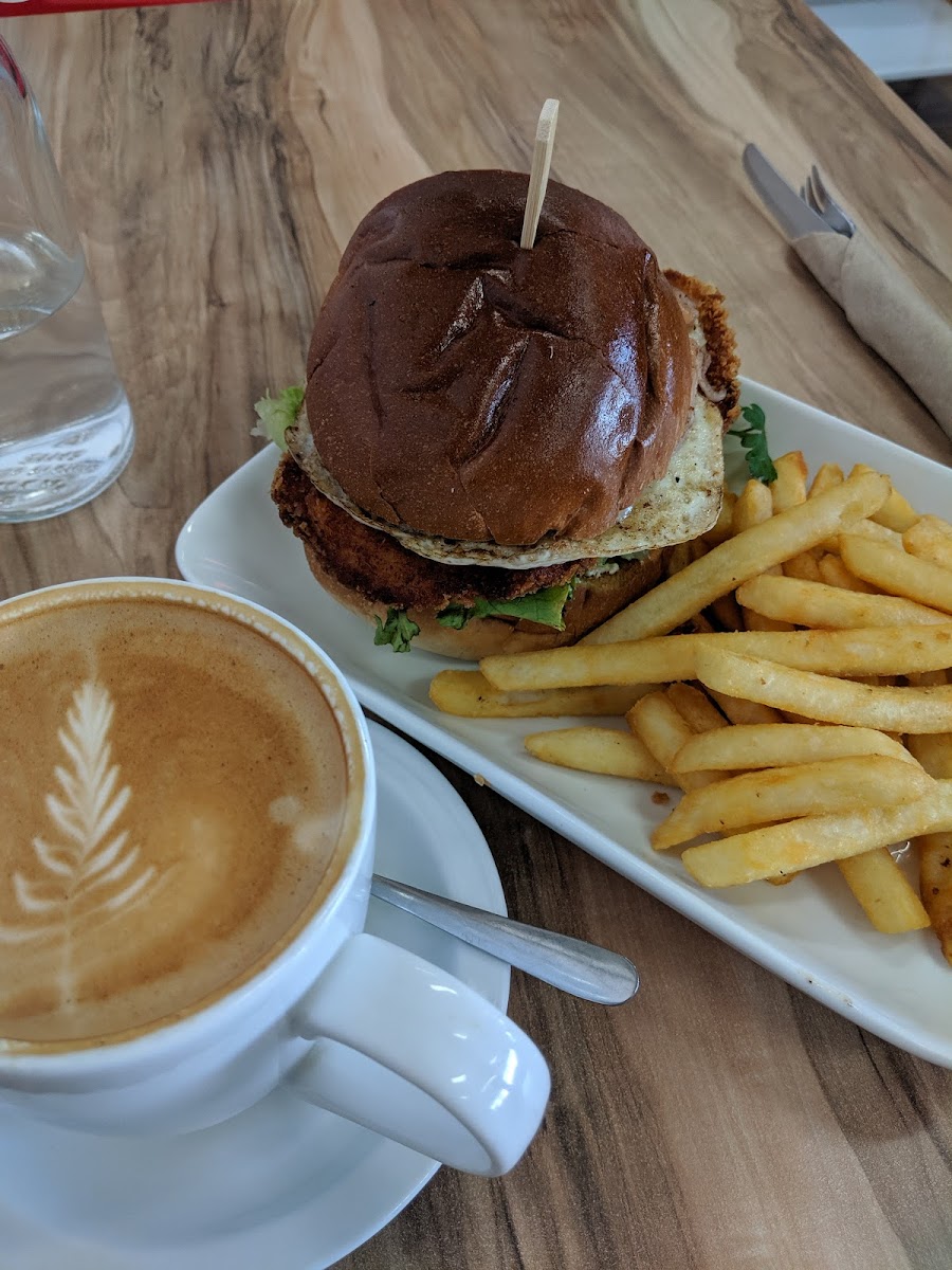 Cafe Ruze Photo 5