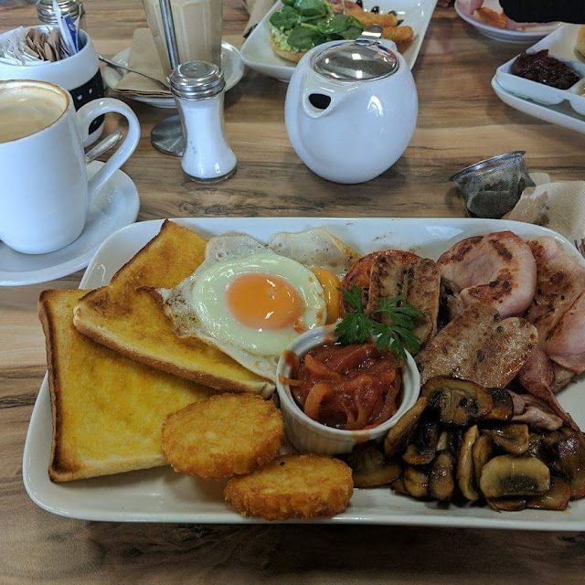 Big Breakfast