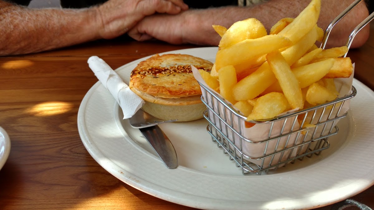 Cafe Z Photo 1