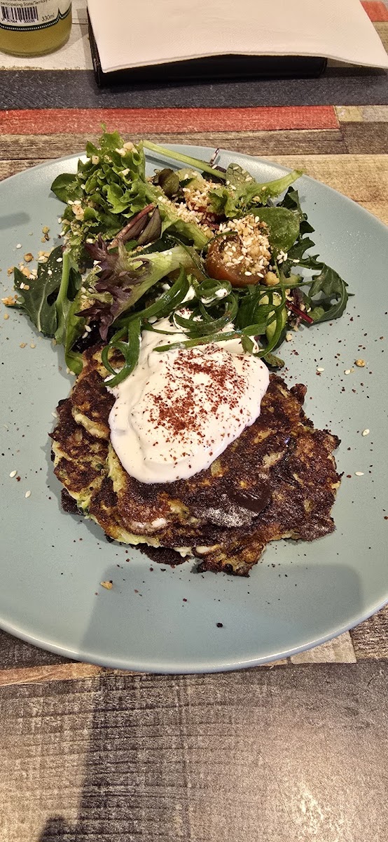 Ben's Cafe Photo 1