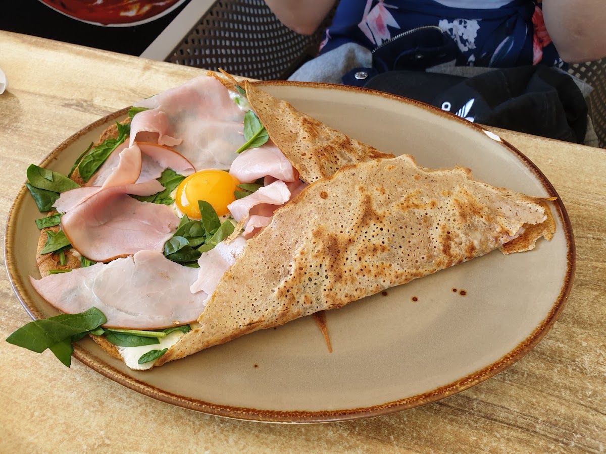 Café Strada Photo 2